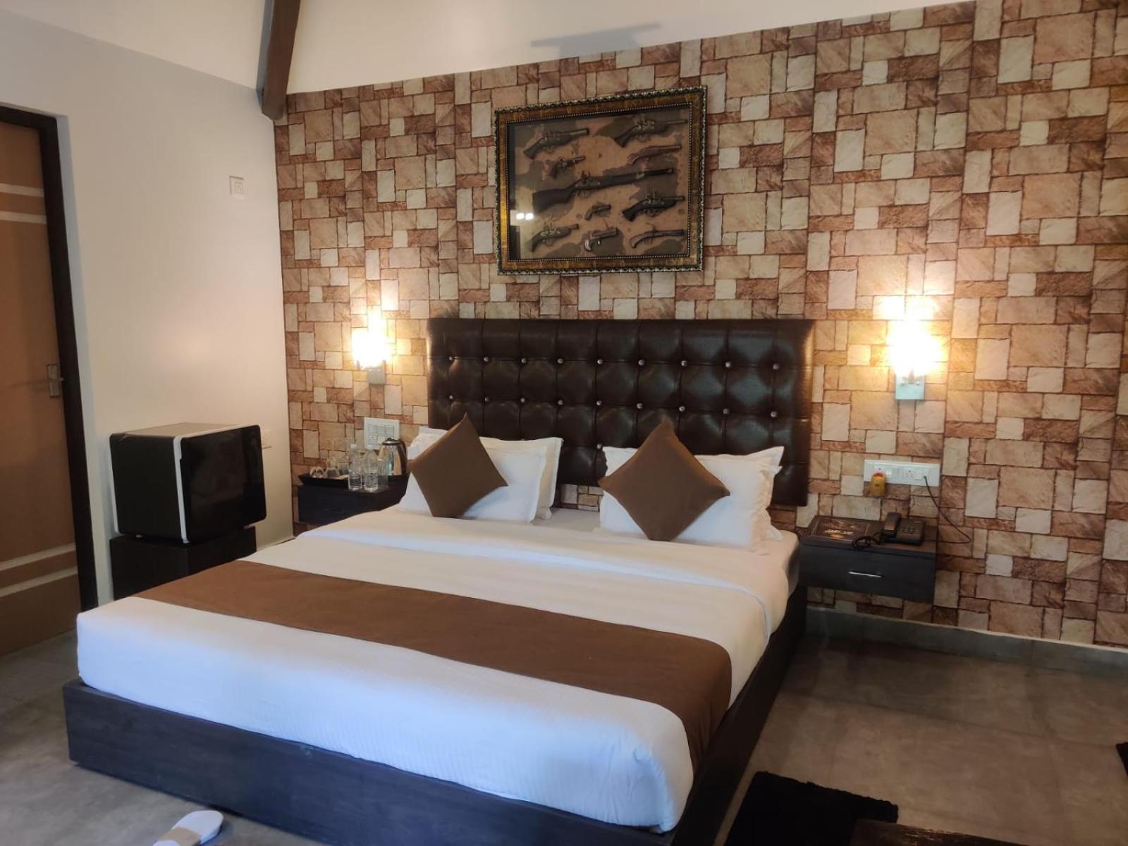 The Mountain Shades Resort Madikeri Exterior photo