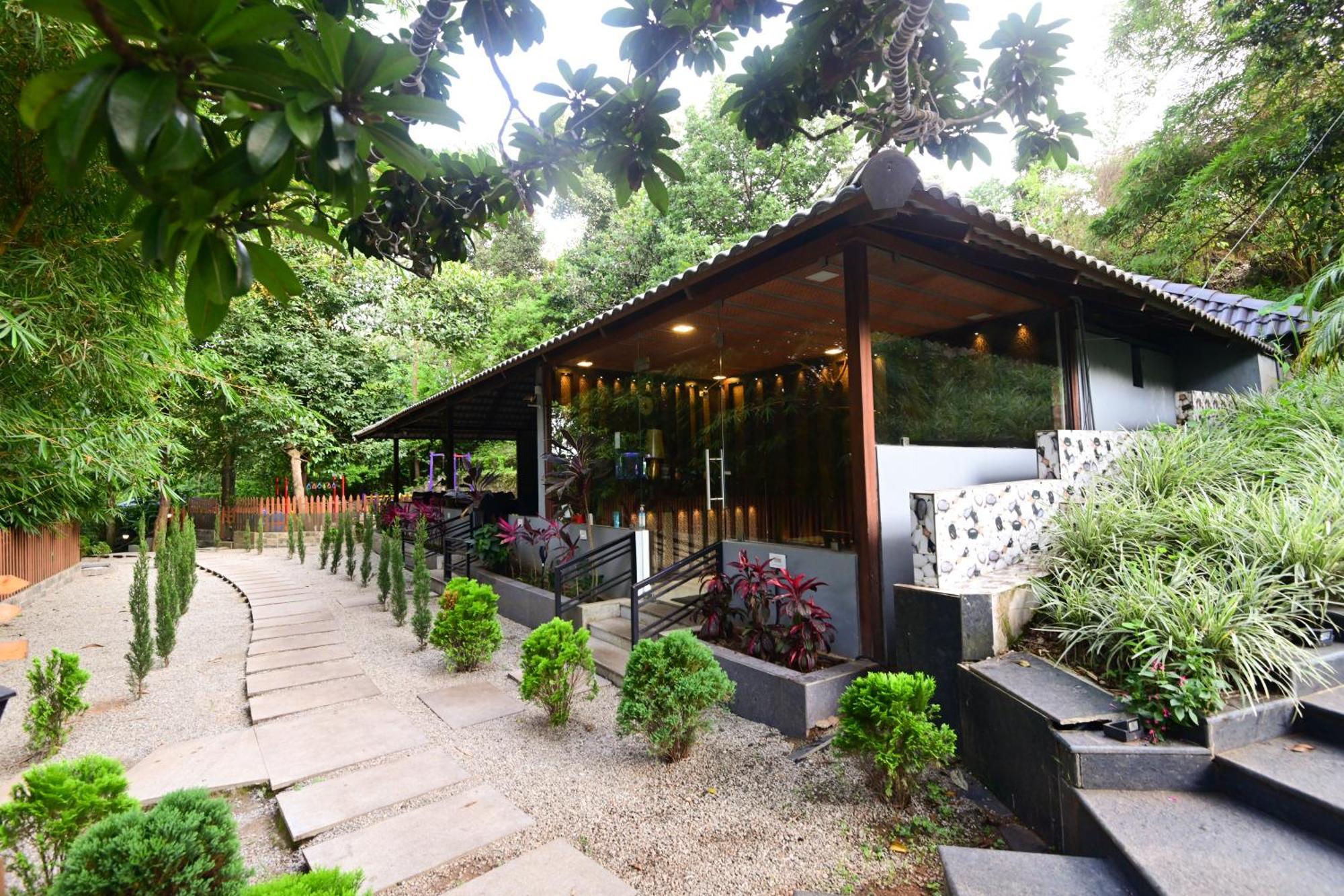 The Mountain Shades Resort Madikeri Exterior photo