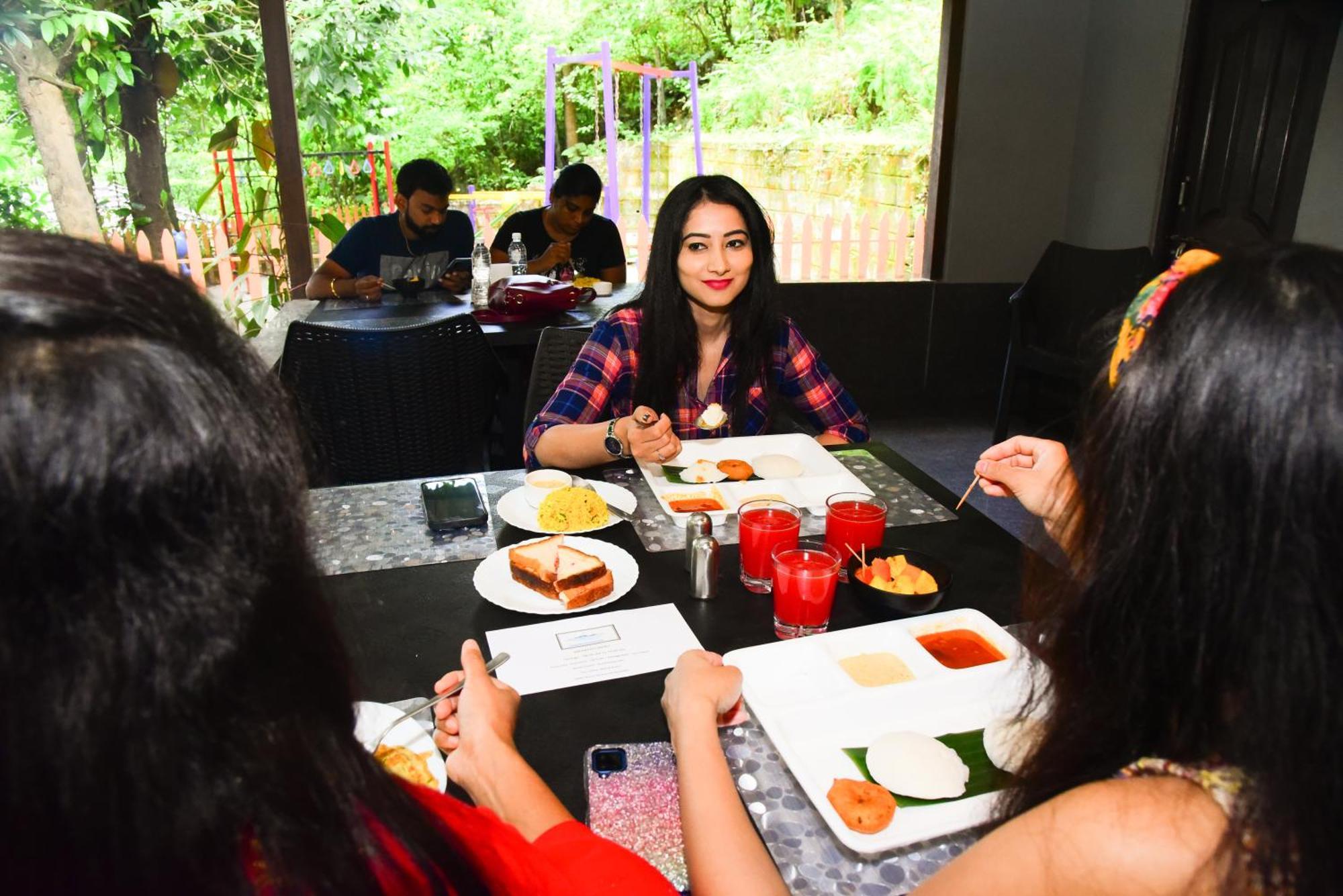 The Mountain Shades Resort Madikeri Exterior photo