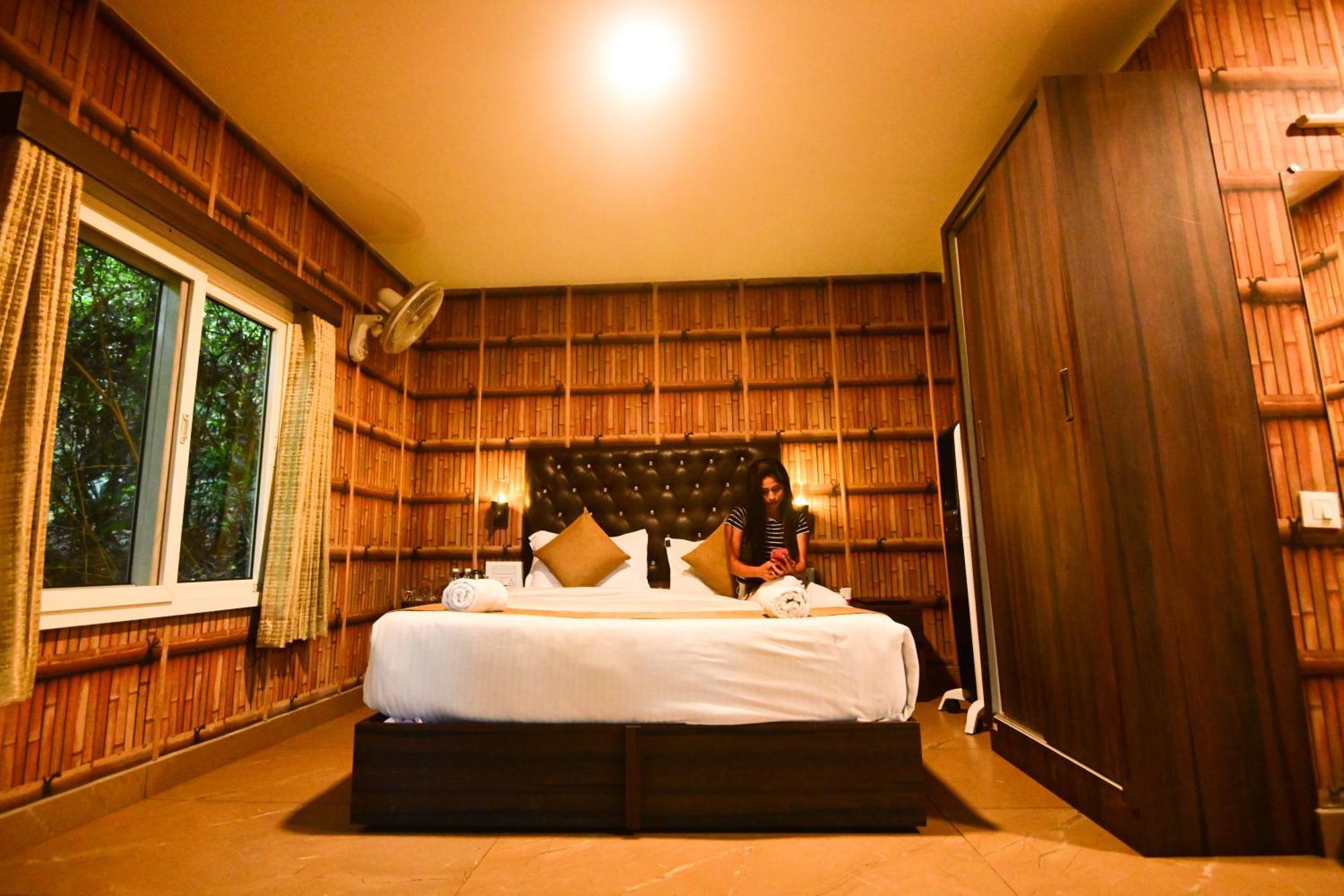 The Mountain Shades Resort Madikeri Exterior photo